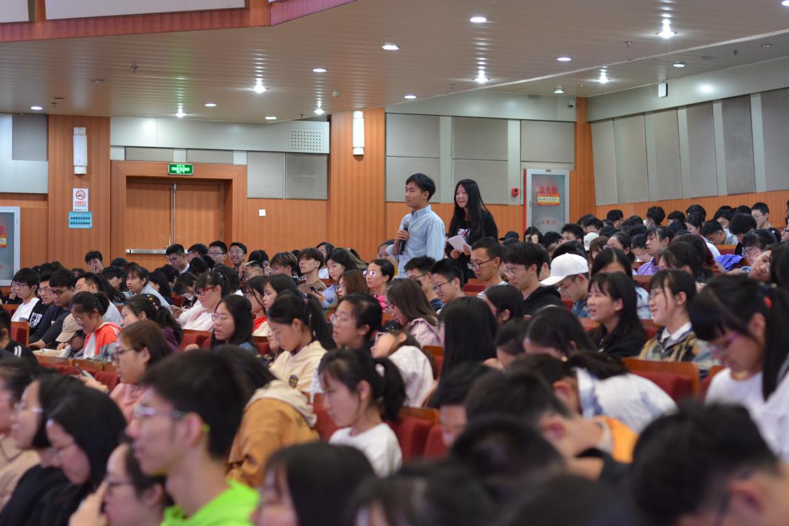 dfa1c296-16e8-4a73-a5ee-44e73e3d7304.jpg